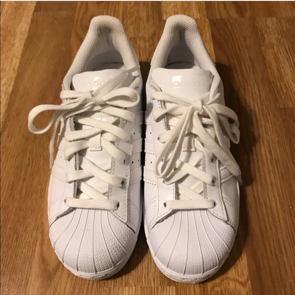 BRAND NEW Adidas Superstar